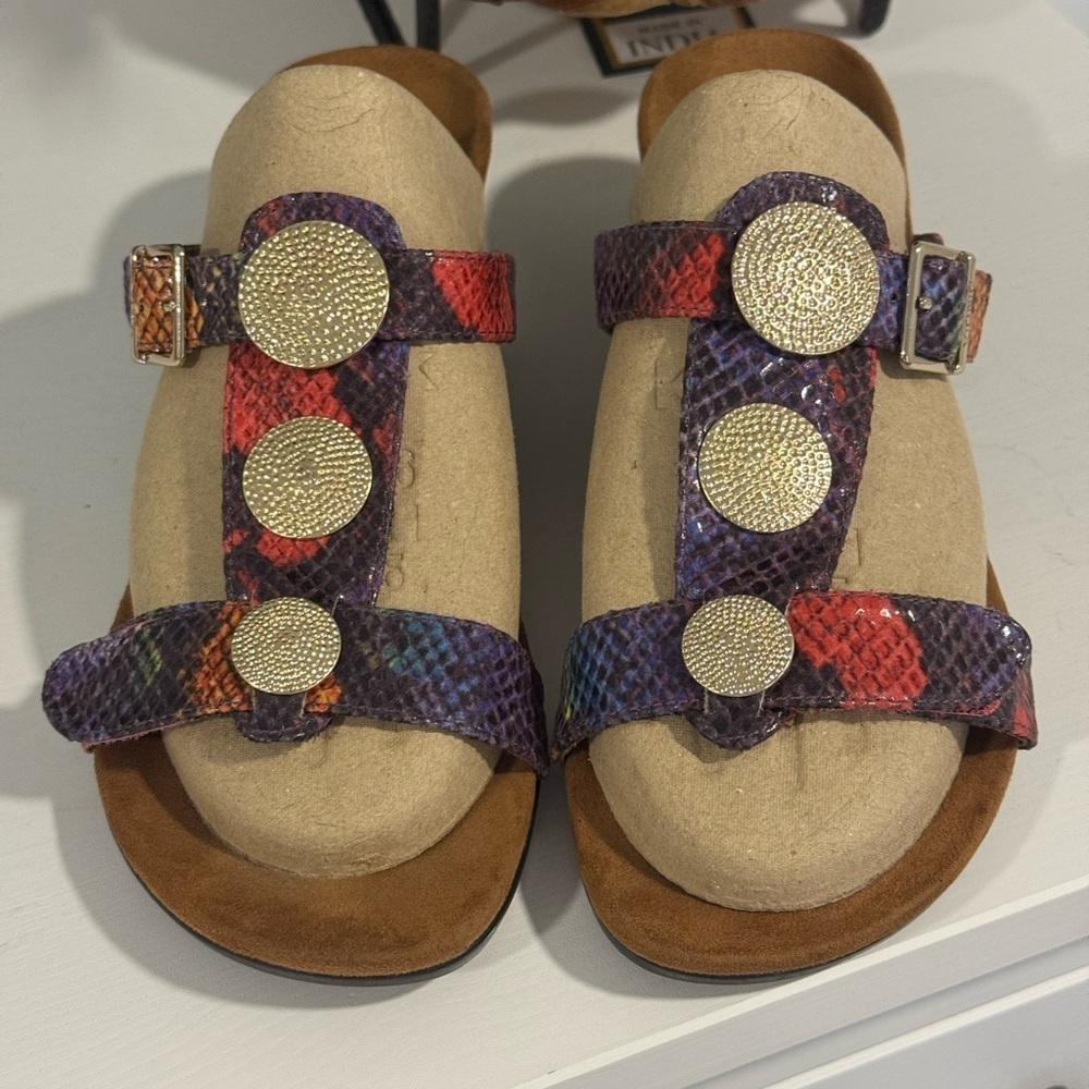Vionic Multicolor Snake Print Sandals with Gold Accents Size 10 - Picture 2 of 9